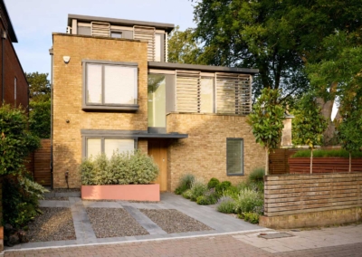 Front garden in Court Lane, Dulwich, 1