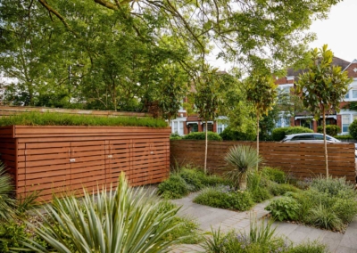 Front garden in Court Lane, Dulwich, 4