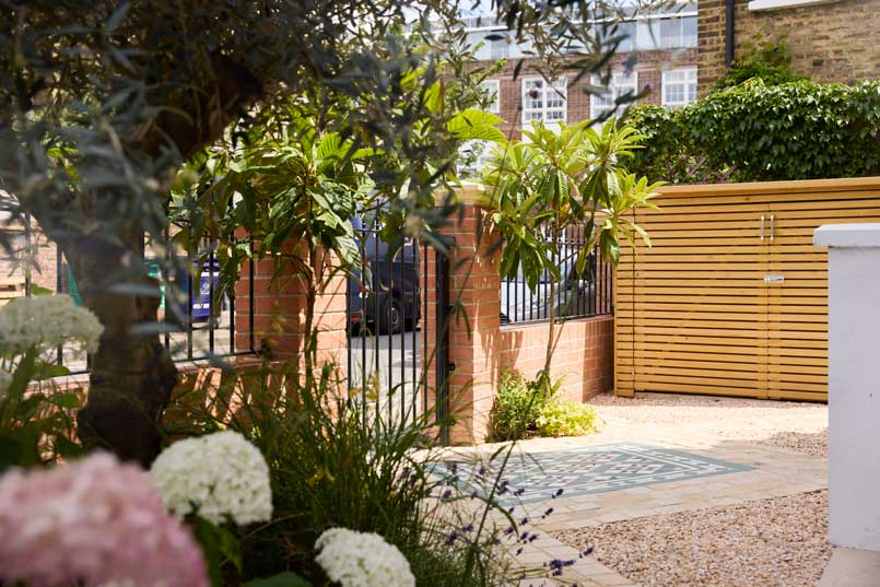 Kerfield Crescent, front