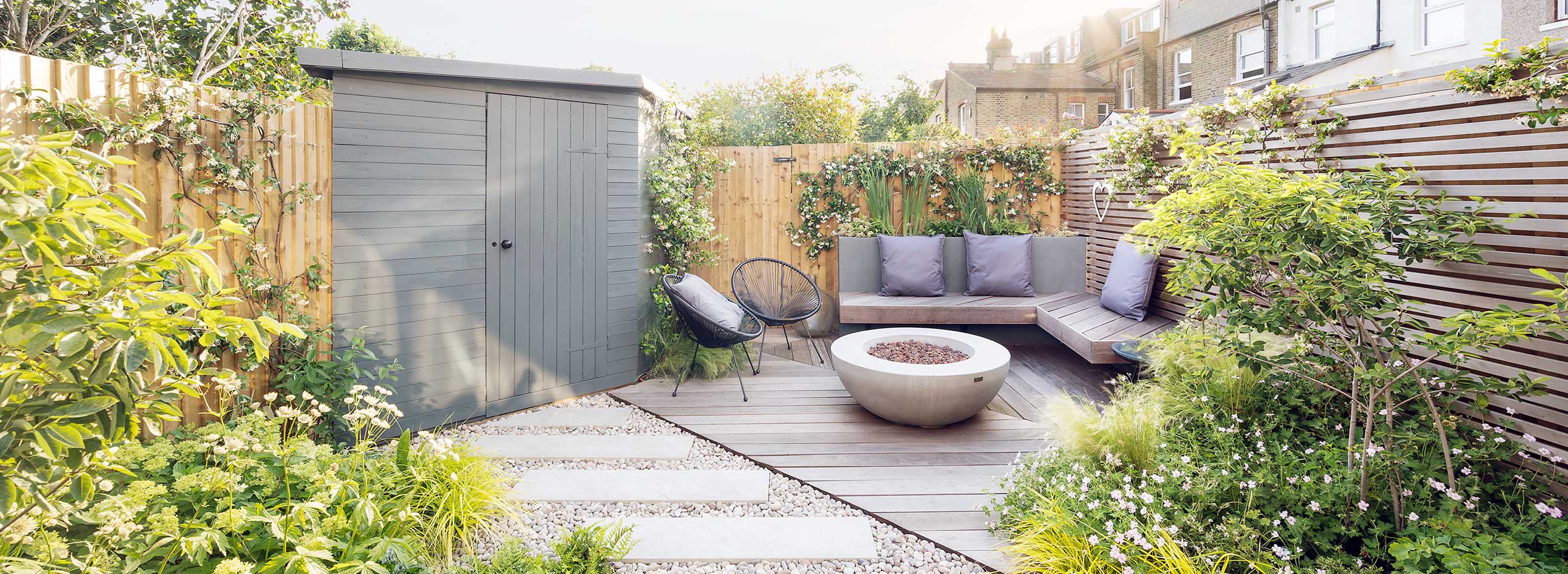 Back garden design in Evelyn Rd